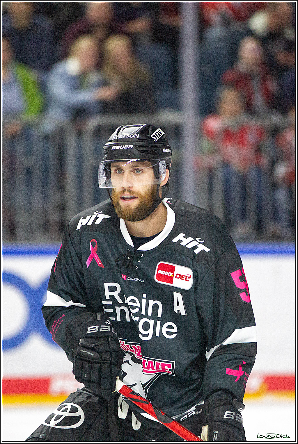 PENNY DEL;  Koelner Haie - Schwenninger Wild Wings; Koeln, 08.10.2021